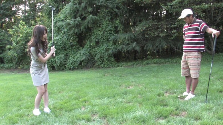 Outdoor Fucktivities: Golf course has one extra Japanese tight hole