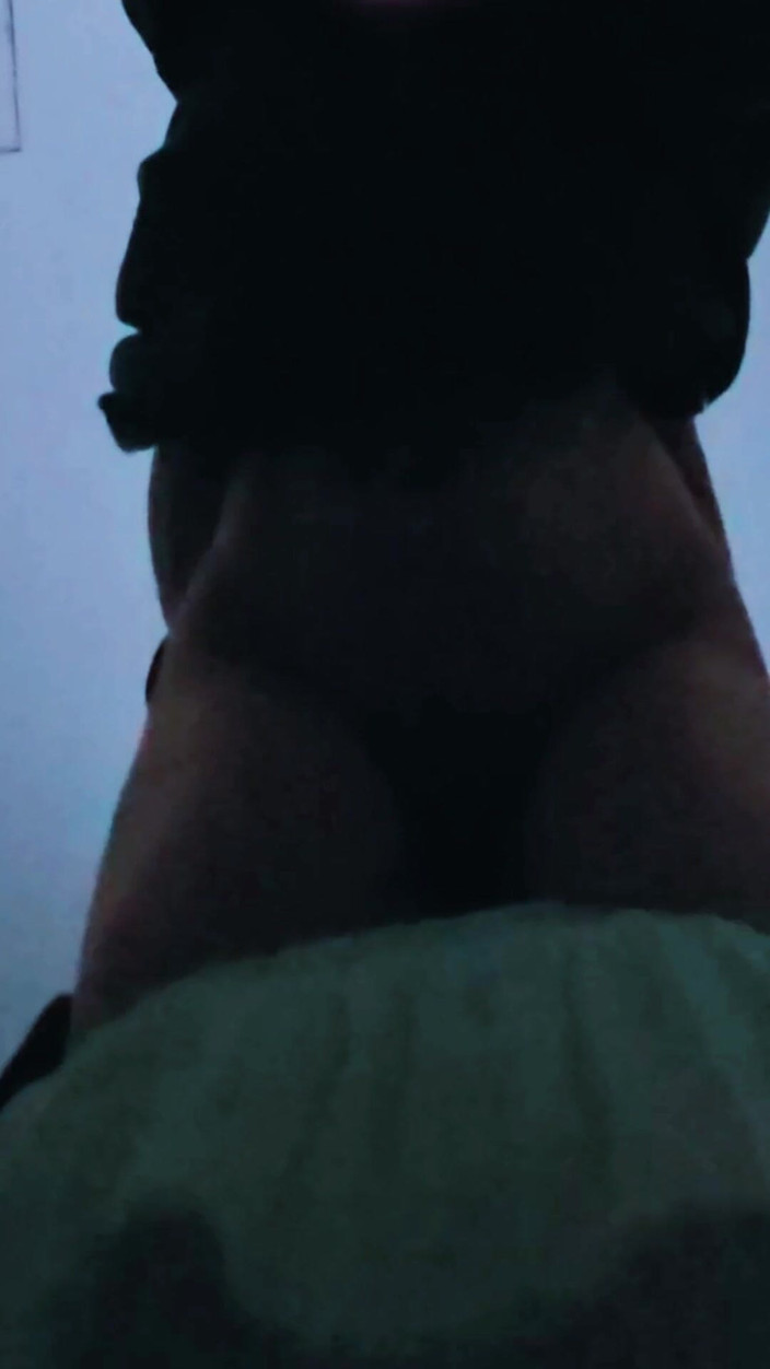 Daddy Likes It Petite: Pinay Petite zostaje zerżnięta w łazience wciąż jęczy i brudna rozmowa