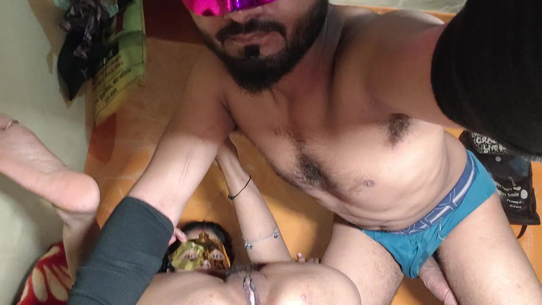 Sexy biwi: Poté, co bratr šel do služby, jsem lízal a ošukal jsem...