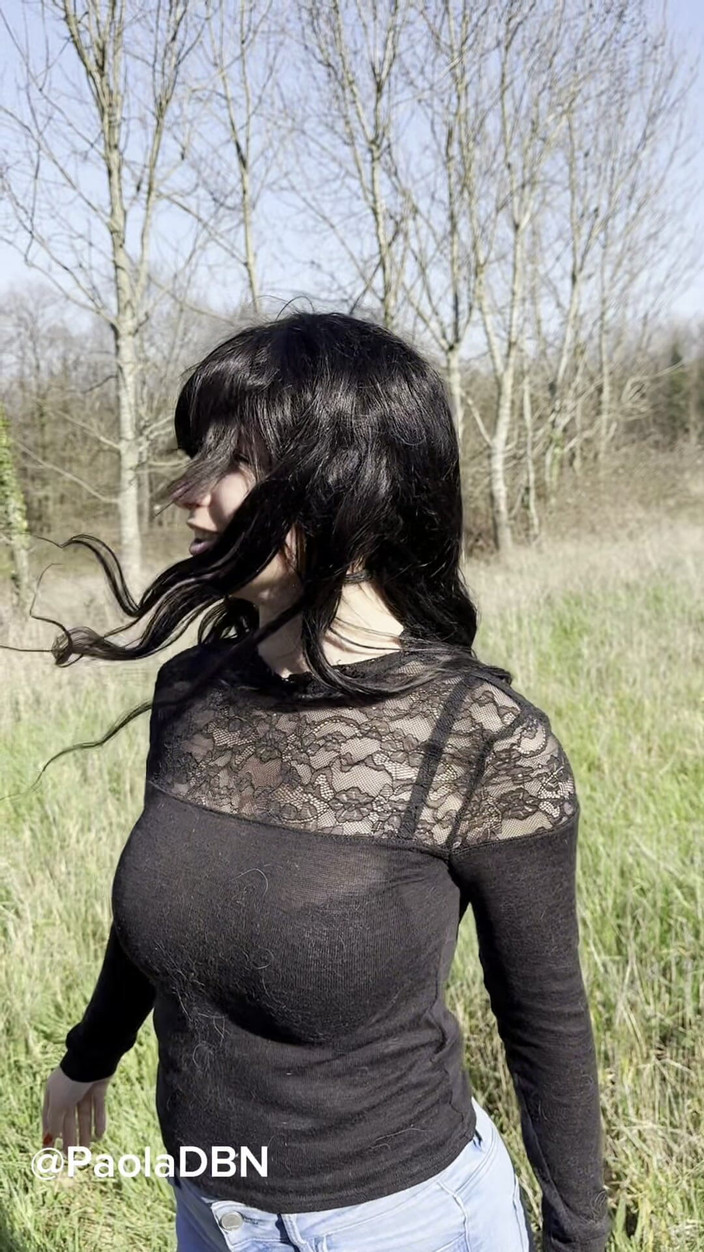 PaolaDbn: Exhib afară muie ejaculare