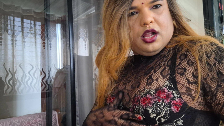 Indiansissychubby: Güzel Sarışın Indiansissychubby