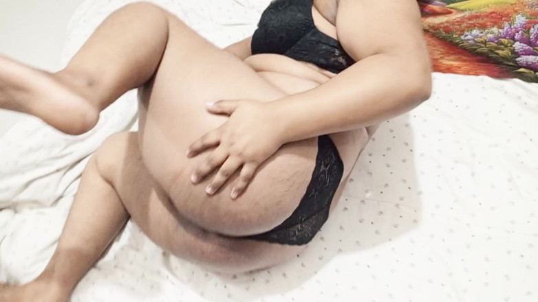 Rayhan0099: Bangladeshi village bhabhi grandes mamas de quatro estilo sexo vídeo