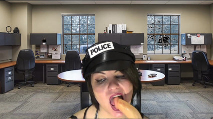 Sexy Milf: Policewoman sucking arrested cock