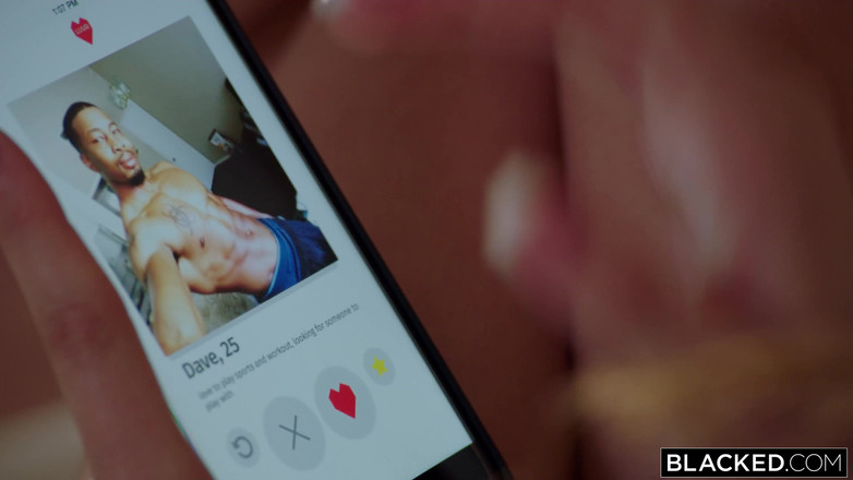 Blacked: BLACKED - Dia sentiasa mahukan besarnya tetapi terlalu malu