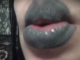 Goddess Misha Goldy: My New #lipstickfetish and #vorefetish Video Preview: 5 Collors for My Lips &amp; Gummy...