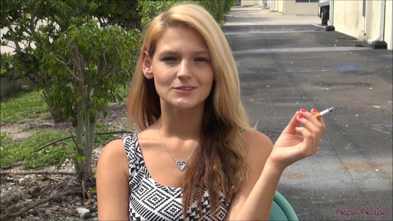 Daddys Dirty Girls: Menyelentot rokok hd wmv