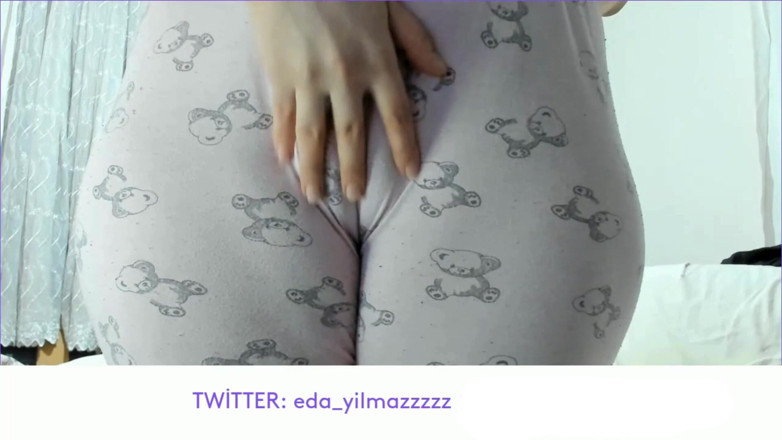Bigass_sexy_bigboobs: Camel Toe - masturbação de pijama - turco pornô - milf turca