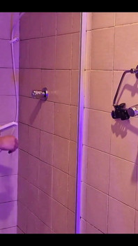내 릴 보지를 준비, 흑인 자지로 사용할 수 있도록 모든 것을 매끄럽게 남겨
