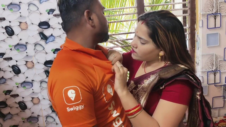 Sona bhabhi: Desi Indian Bhabhi Get Fucked in Her Tight Pussy by...
