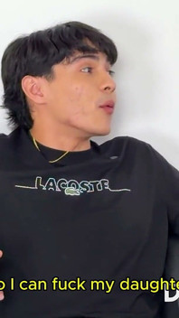 Parte 1: Lil Timy Fa Un Falso Gay, Condivide Il Letto Con Lesbiche E Si Unisce Ad Un Caldo Trio Anale