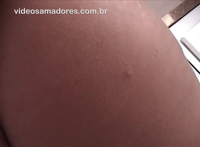 Amateurs videos: Exhibitionist couple fucks with will in home video recorded in...