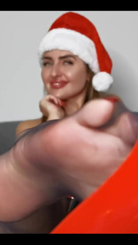 Make Me a Gift for Christmas