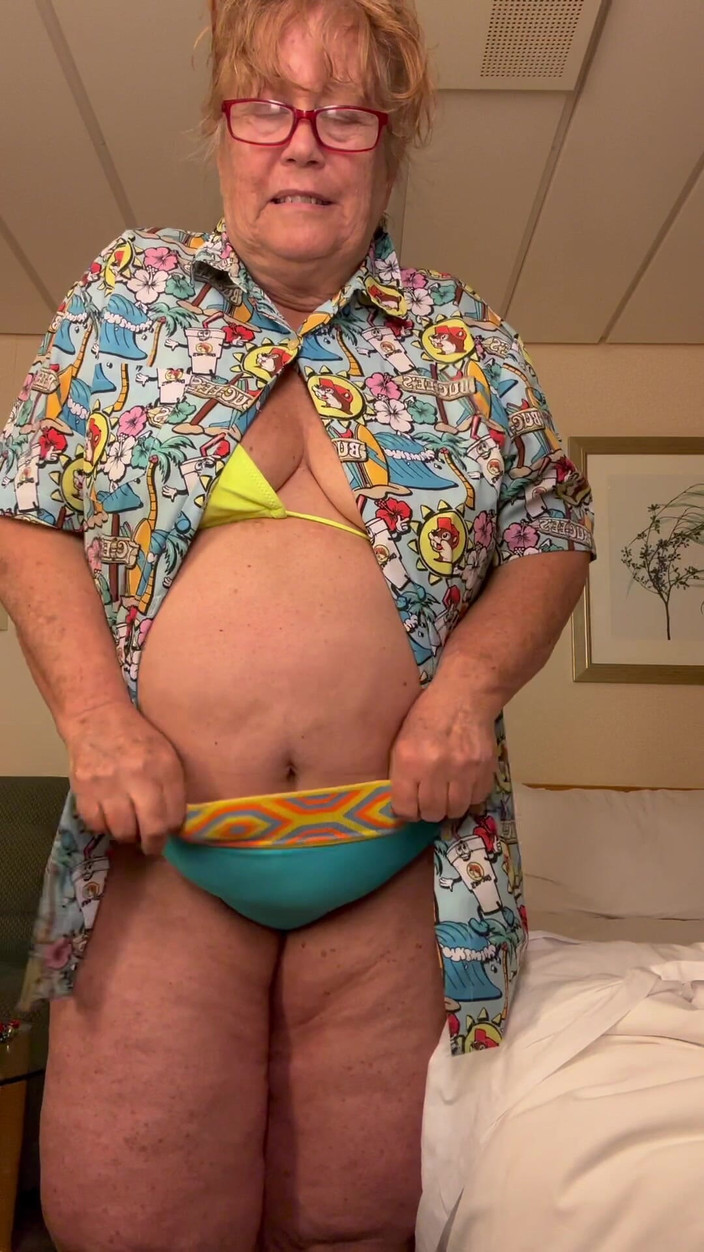 Big Ass 4 U: Na radost, když si sundám plavky