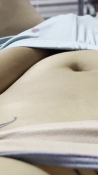 Kegembiraan wanita jika dia melancap vaginanya yang berair