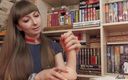 Amelie Dubon: Cutie lär hur man onanerar en kuk korrekt medan föräldrarna är...