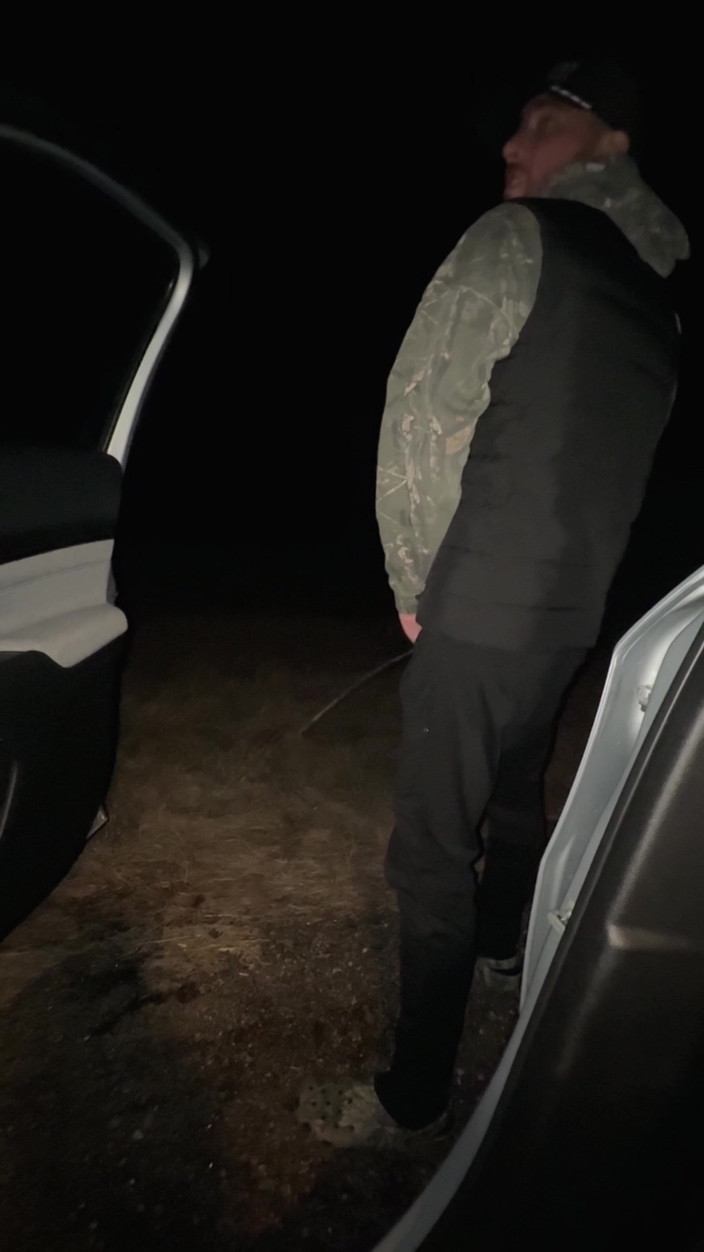 Mya Lane: 호텔 초대와 위험한 공개 섹스