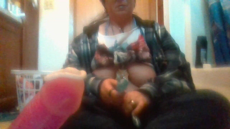 krazykristin: Woman Touching Herself Are U Horny yet