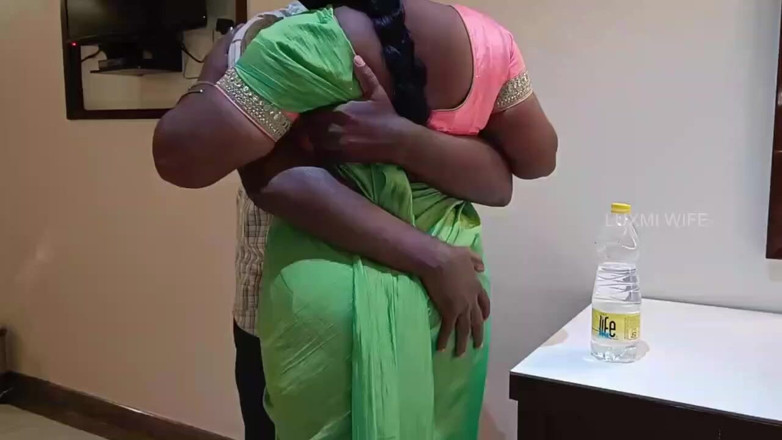 Luxmi Wife: Friend's Stepmom Fucking in Green Saree with Subtitles -1