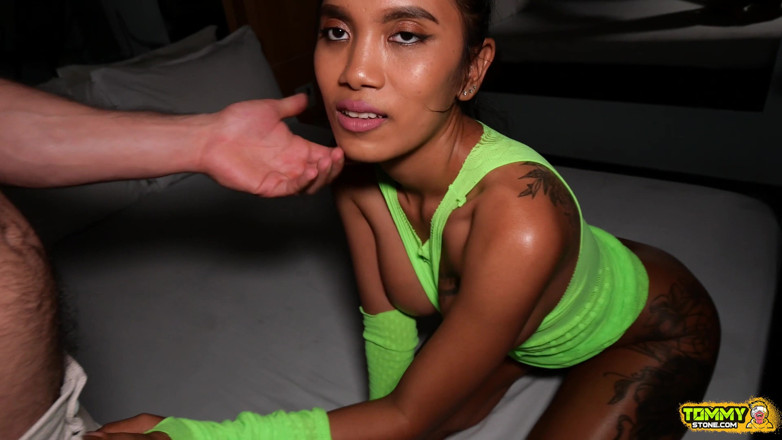 AsianSex: Sborrata orgasma squirtando