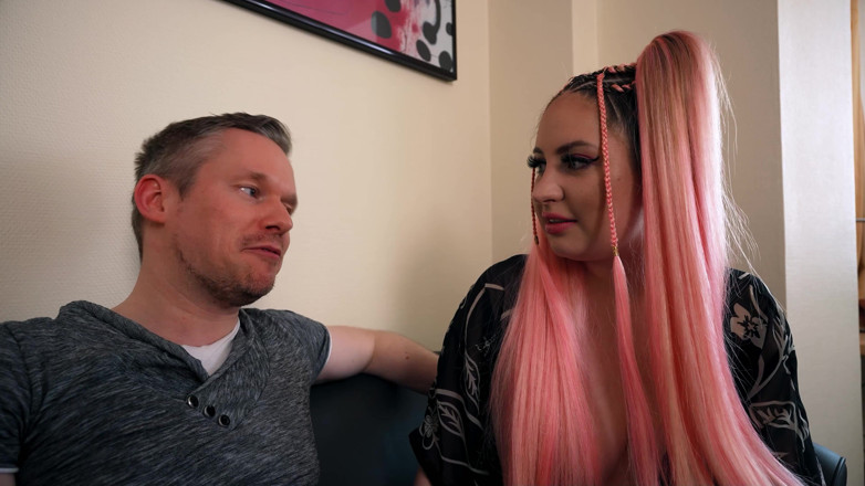 Scout69: German Curvy Girl Give Sugar-daddy No Condom Fuck After Shopping...