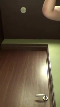Karşı konulmaz kıvrımlı ve nadir bir özel karşılaşmada mükemmel cuddly vücutlu sansürsüz G Cup Law öğrenci kızı