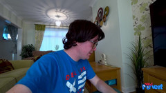 Nerd Pervert: Cleo Summers - Pták a sperma k obědu