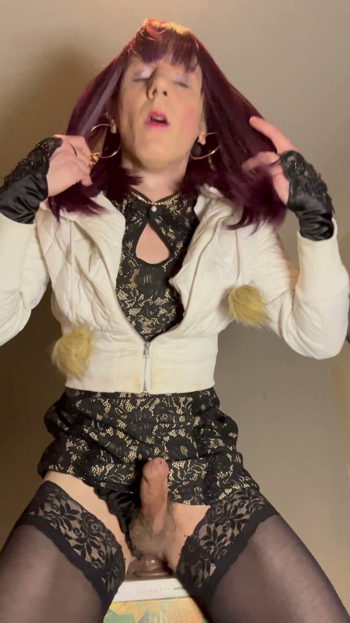 Jessica silk: Jess savaari dildo