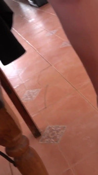 Ajudys - ateşli latin orta yaşlı seksi kadın patronun Linda del sol yarağını emiyor ve bakış açısıyla sikişmene izin veriyor