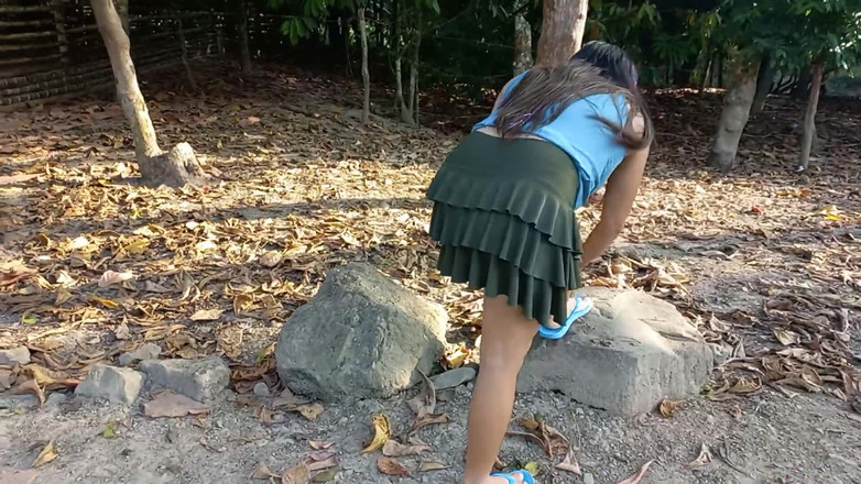 Martin13: Het schandaal is net ondekt!! de Vrouw was een belangrijke...