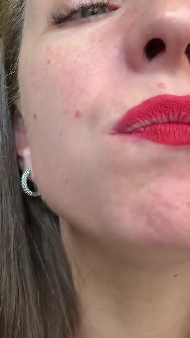 Wide Mouth Candy Crush Swallow (Fetish Nirvana)