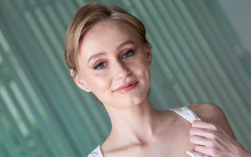 Mr. POV: Alicia Williams bekommt ein gesahntes arschloch.