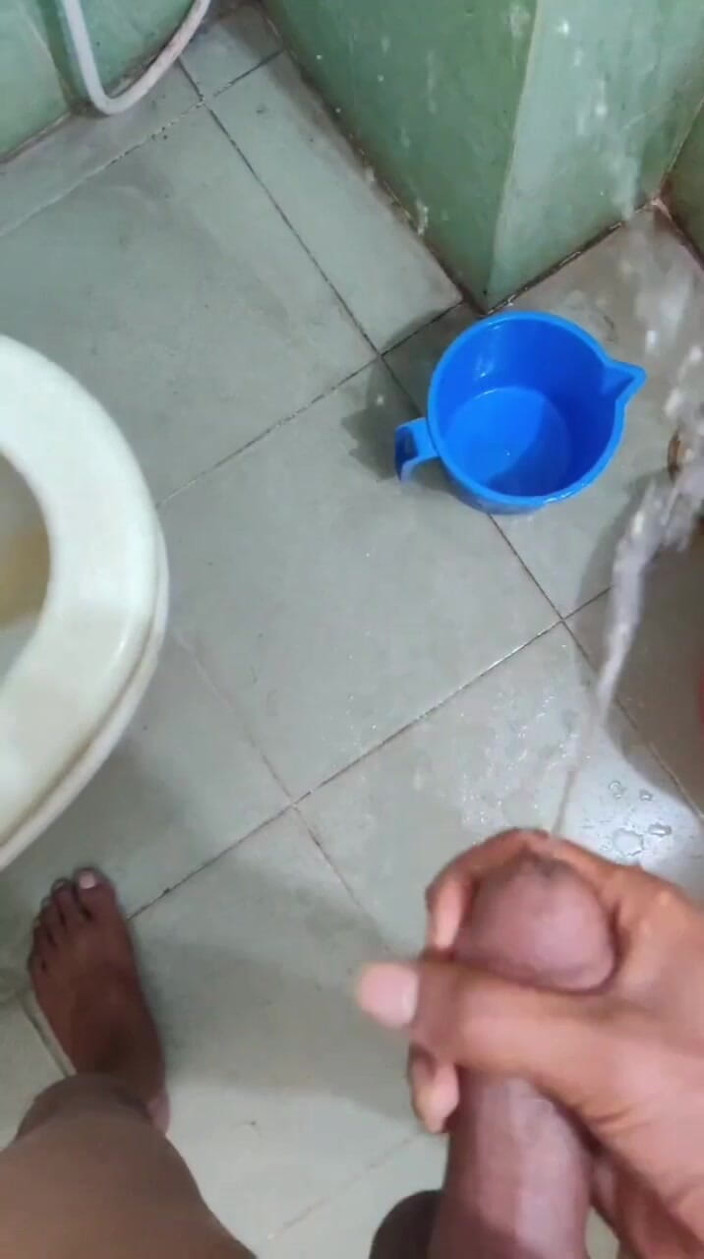 Sabbir khan: Masturbação solo do garoto bengali no banheiro