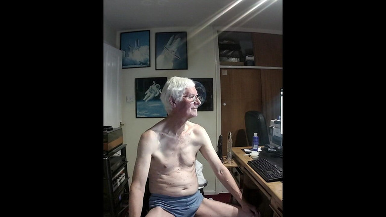 bigears: Повільна смуга, чат і окантовка