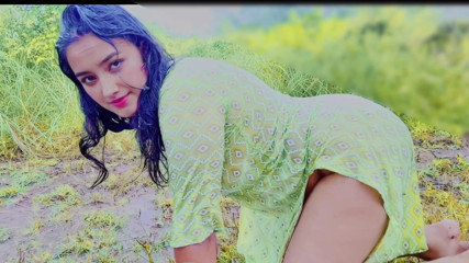 Lust Suman: Awek desi kampung berkongkek segar di luar dalam hutan, kongkek...
