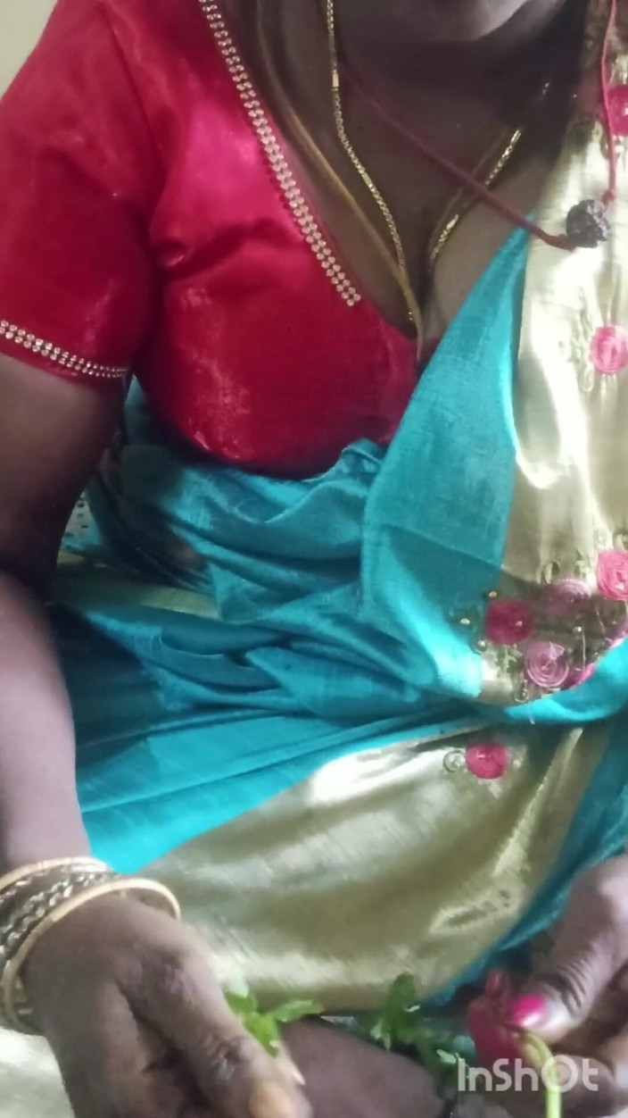 MANJULAK: तमिल Akka और Tambi