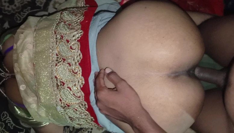 Amrita for you: Indian village romantischer sex mit Desi freundin volles Hindi-video