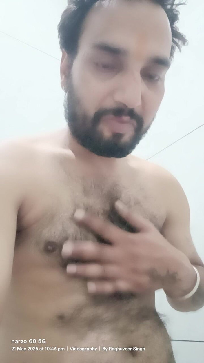 Rajasthani-old-lover: Hintli ateşli adam masterbation'ın tadını çıkarıyor