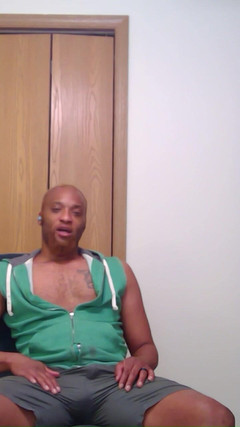 Kennie Jai: Honění v mé zelené vestě pro kamaráda