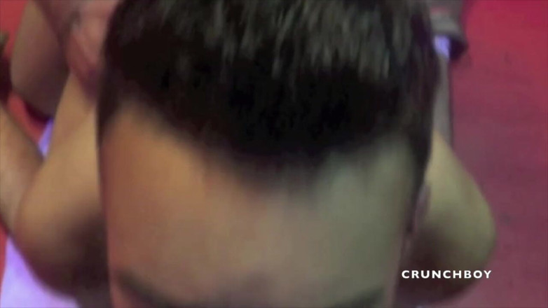 Sneaker gay: Slut twink used by 2 tops with sneakers humiliation