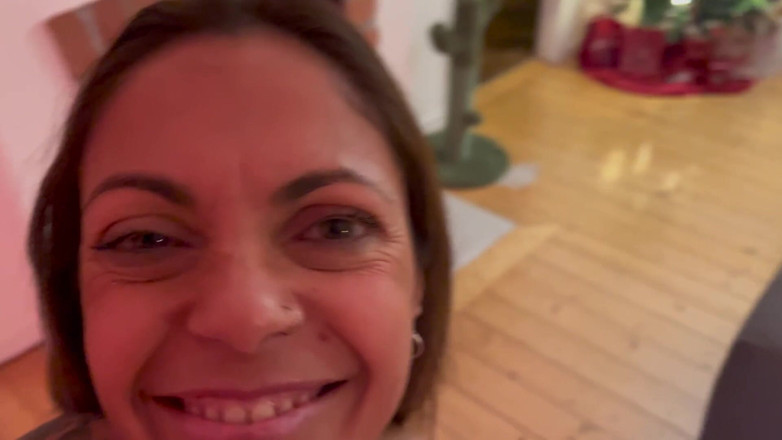 LoveAndRopes: Sexy milfka dává svému manželovi úžasné kouření a polyká náklad po...