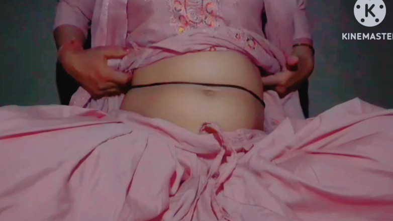 TricolorMusic3: सुंदर हॉट पंजाबी हॉट सेक्सी लड़की अपने स्तन पकड़ रही है और हॉट गुलाबी चूत रगड़ रही है हमें बहुत सारा हस्तमैथुन कर रही है jab Tho