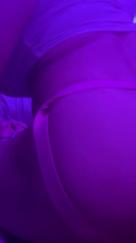 Getting My Back Blown Out by My Sex Machine at Full Speed!