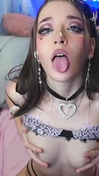 POV Ahegao 오럴: 거대한 딜도를 가진 겸둥이 소녀