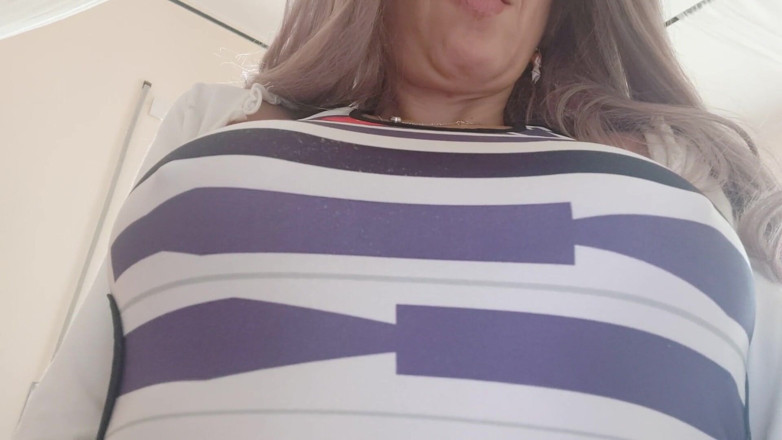 savannahamatoriale: Las enormes tetas de r2d2