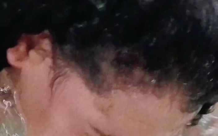 Anabel 693: Ana su altında çıldırıyor, büyük sesler duyuluyor