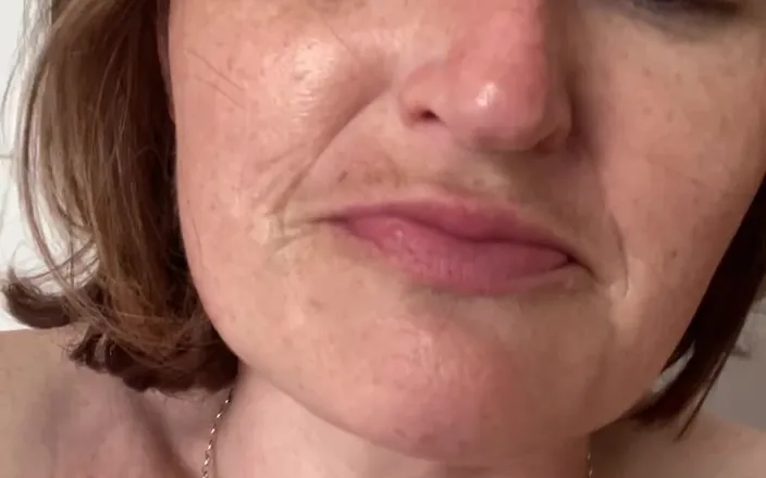 MistressWriggler: The Best Smell in the World! Sniffing My Pussy Scented...