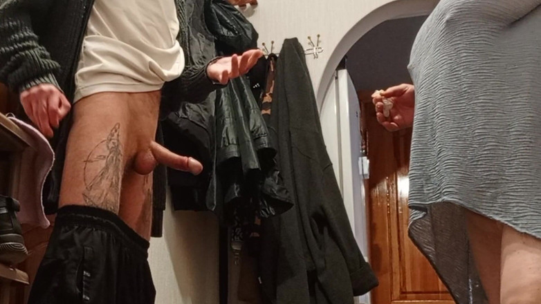 Zona901: Kurye komşu seks yapıyor