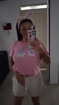 Mirror Is My Best Friend