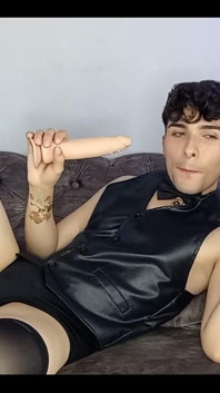 My First Day as a Virtual Prostitute