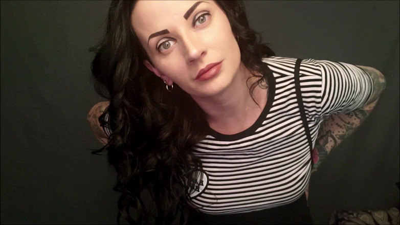 Miss Morticia: 내 자지를 따먹어